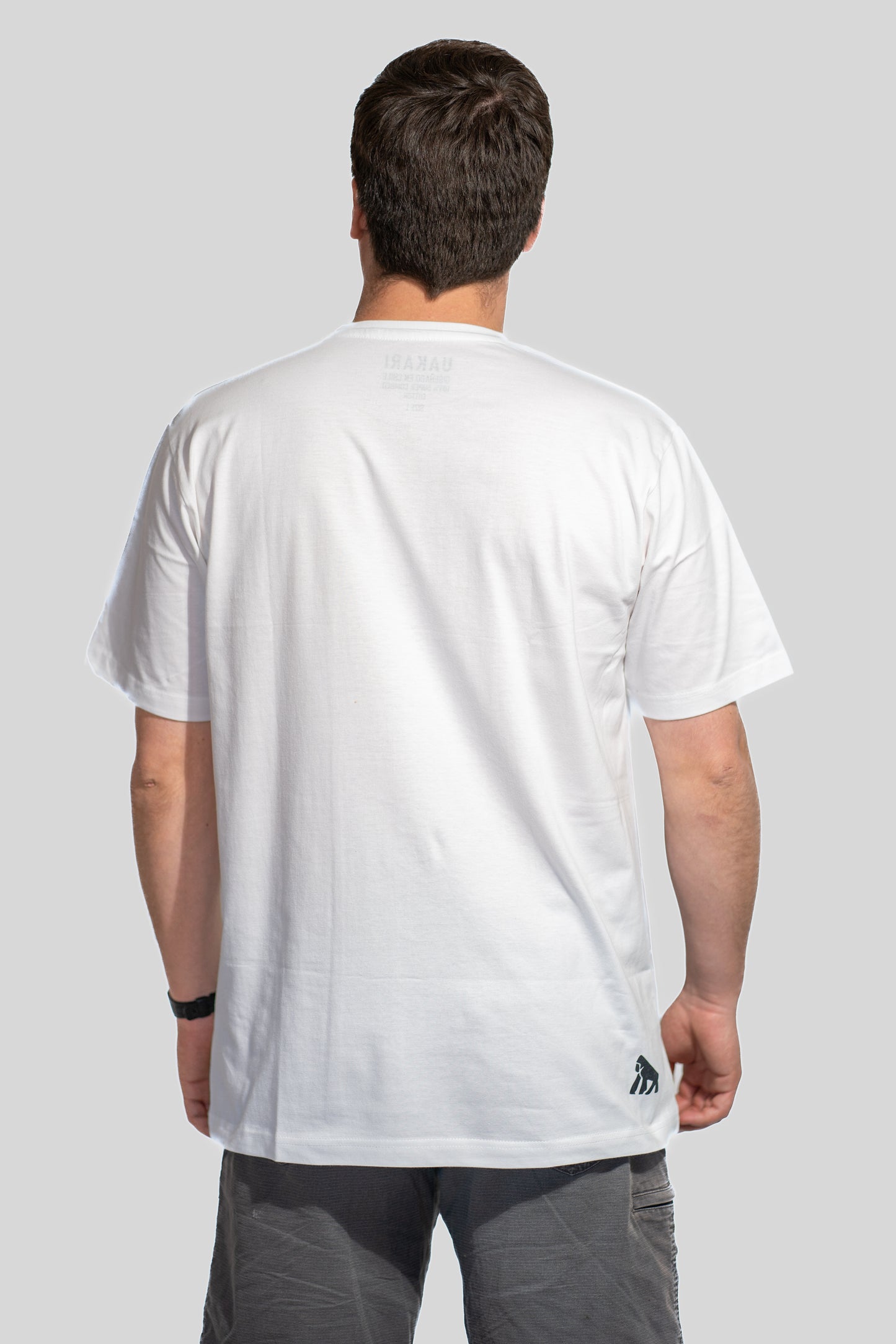 Polera Blanca Manga Corta UAKARI