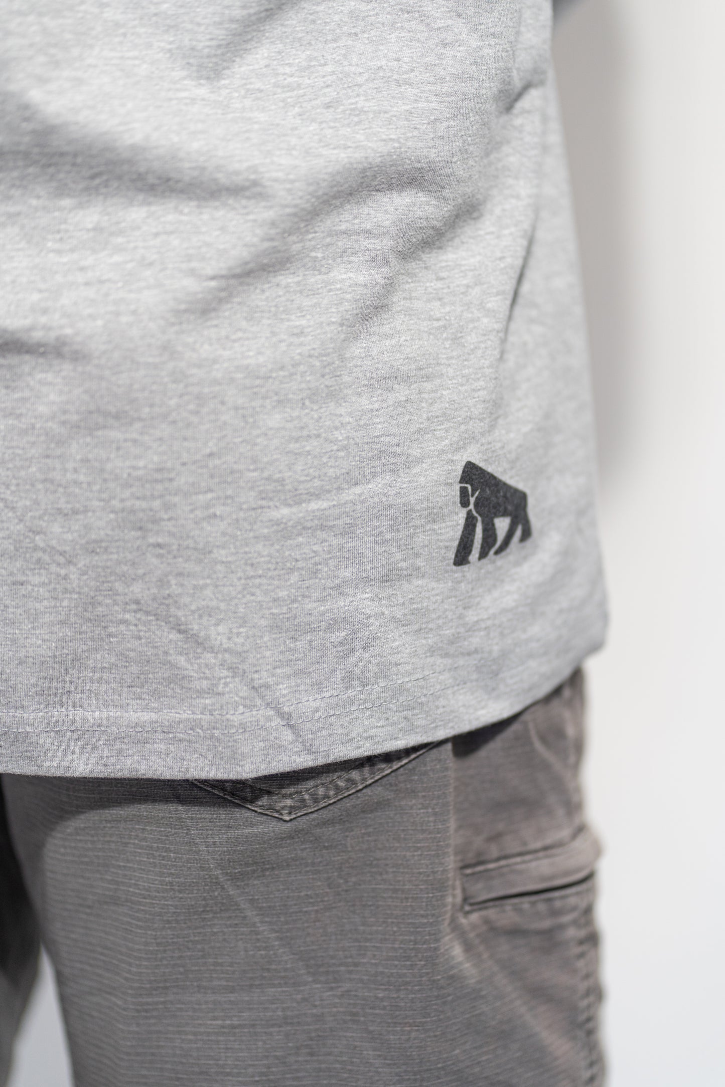 Polera Gris Jaspeado Manga Corta UAKARI