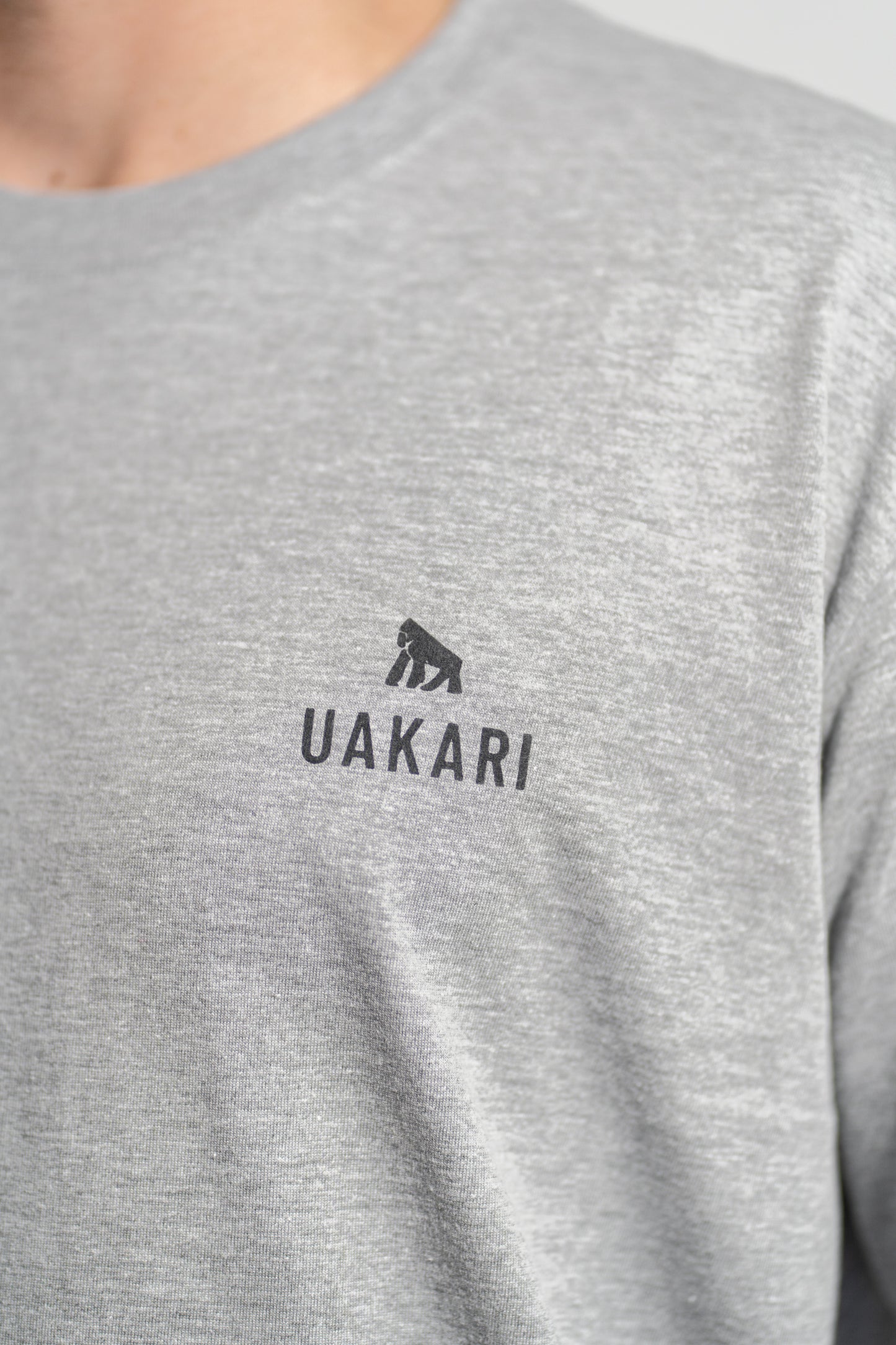 Polera Gris Jaspeado Manga Larga UAKARI