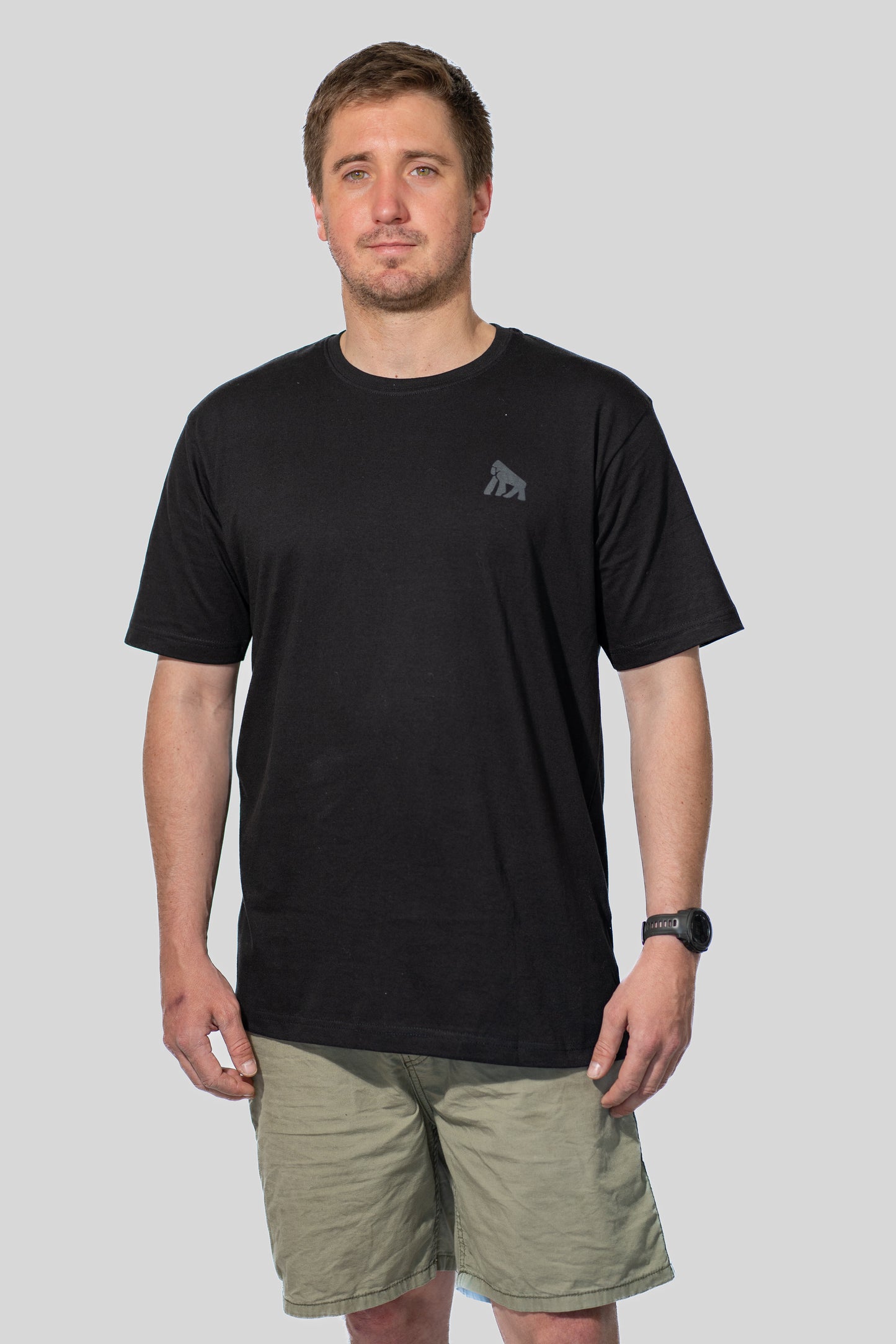 Polera Negra Manga Corta CACAJAO