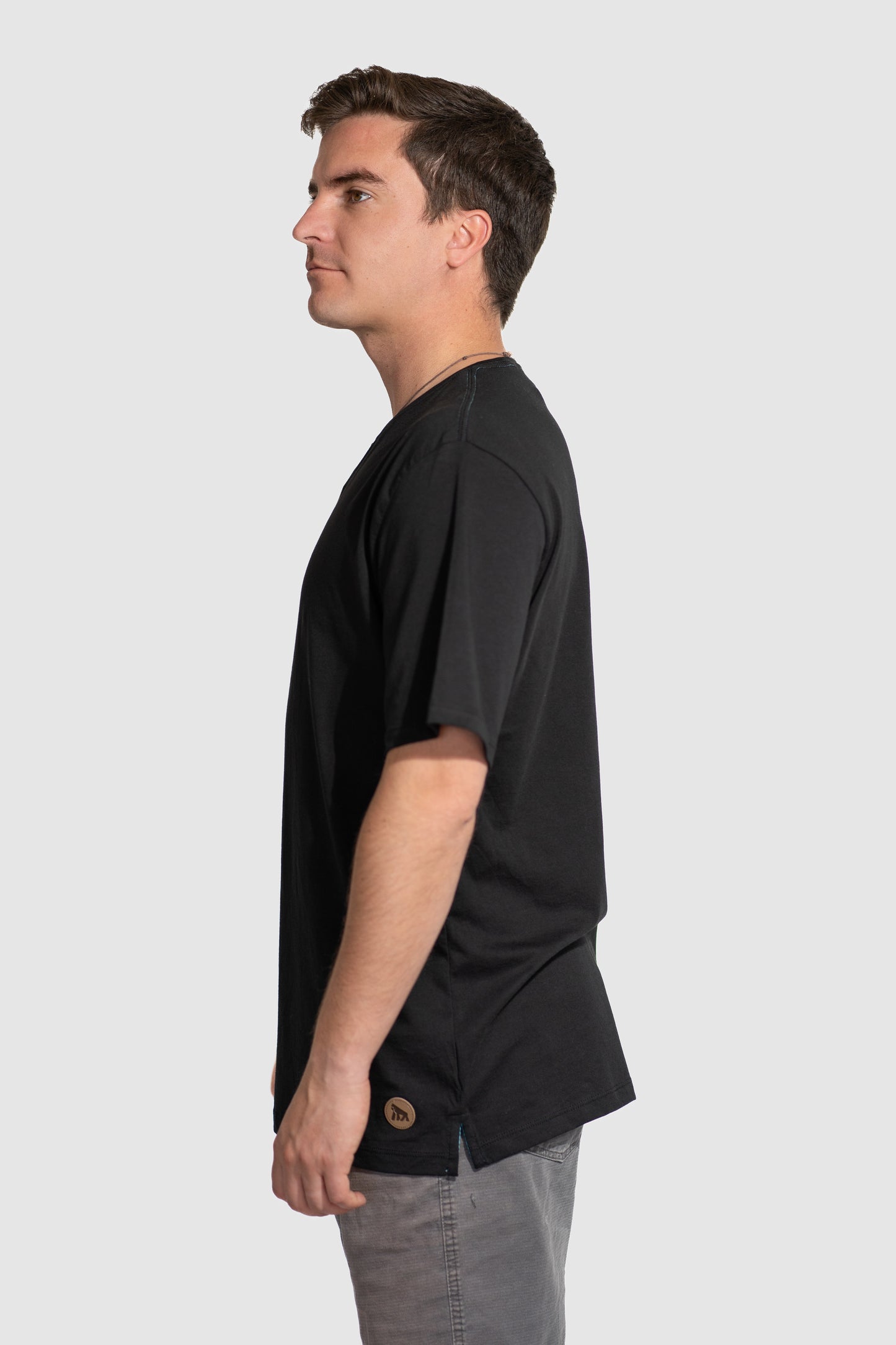 Polera PIMA Clásica Negro - Manga Corta