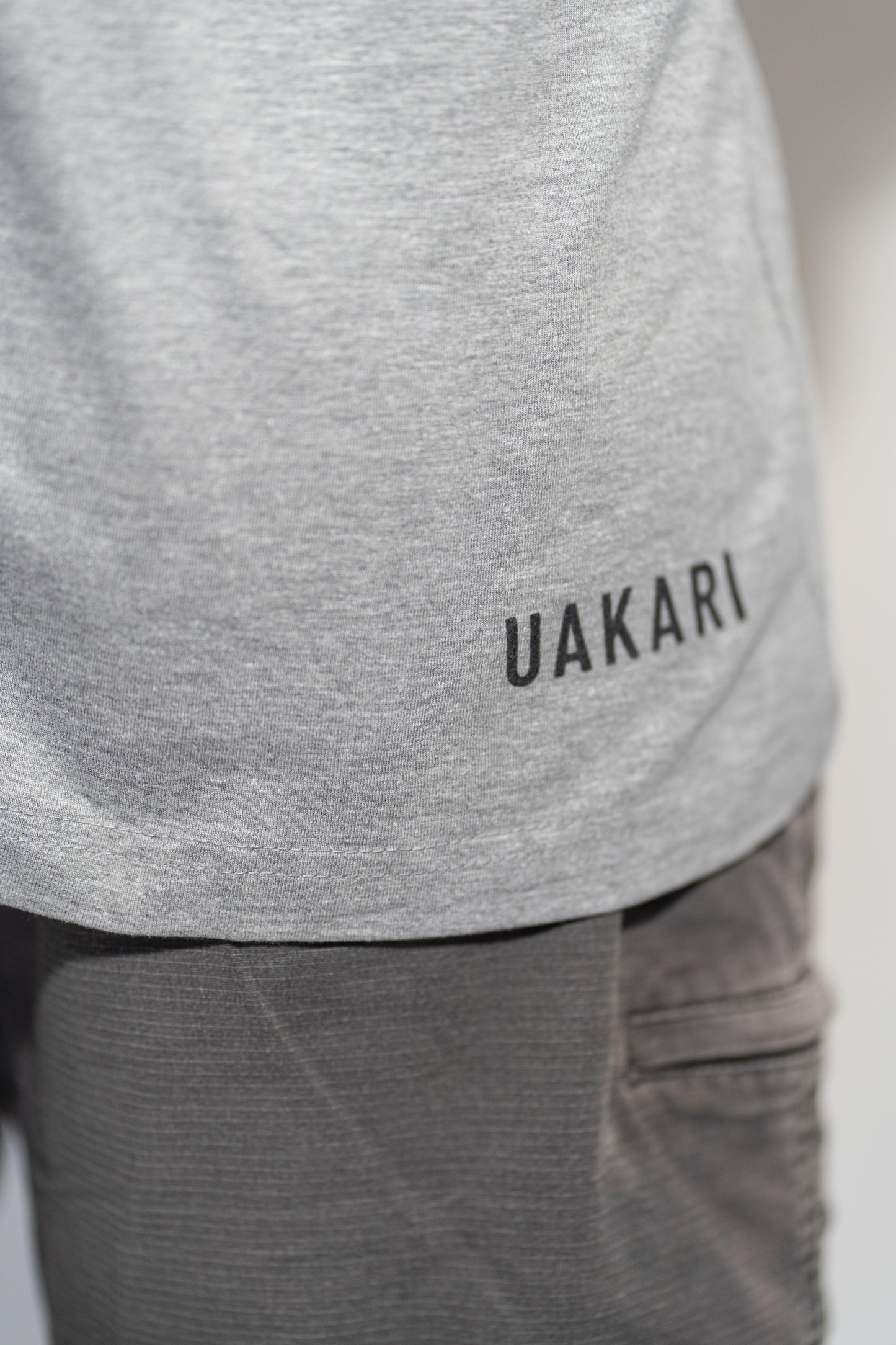 Polera Gris Jaspeado Manga Corta CACAJAO
