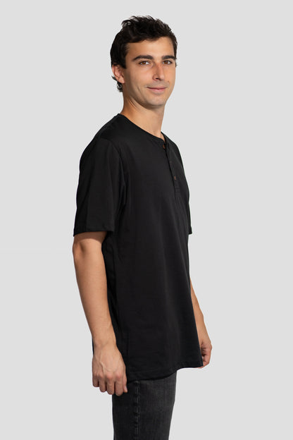 Polera PIMA Henley Negra - Manga Corta